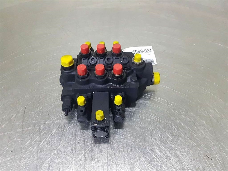 Yanmar V70 Speeder-5088081217-Valve/Ventile/Ventiel - Hydraulics for Construction machinery: picture 1 Yanmar V70 Speeder-5088081217-Valve/Ventile/Ventiel - Hydraulics for Construction machinery: picture 1