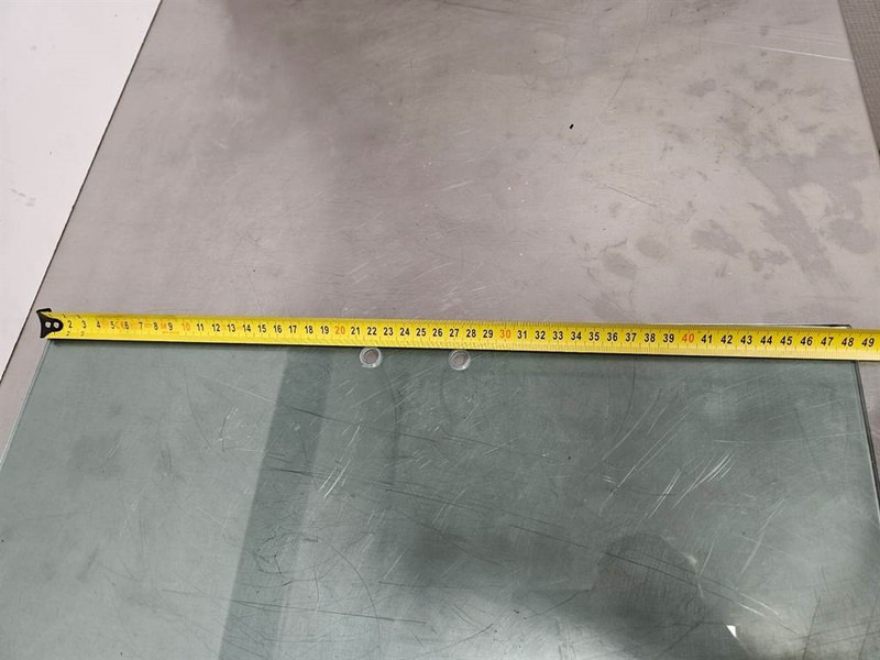 Yanmar V80/V100/V120-5388665451-Window/Scheibe/Ruit - Cab and interior for Construction machinery: picture 3 Yanmar V80/V100/V120-5388665451-Window/Scheibe/Ruit - Cab and interior for Construction machinery: picture 3