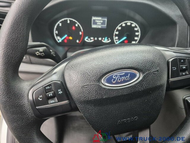 Ford Transit Custom 2.0 TDCi EURO 6 DAB Nur 95 TKM - Passenger van: picture 4 Ford Transit Custom 2.0 TDCi EURO 6 DAB Nur 95 TKM - Passenger van: picture 4