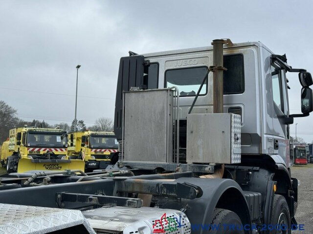 Iveco 340T50 Trakker 8x4 Bordmatik Links/Rechts/Hinten - Tipper: picture 3 Iveco 340T50 Trakker 8x4 Bordmatik Links/Rechts/Hinten - Tipper: picture 3