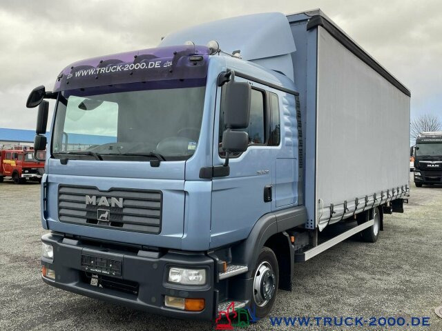 MAN TGL 9.210 Schiebeplane L+R LBW Großes Haus/ Bett - Curtainsider truck: picture 2 MAN TGL 9.210 Schiebeplane L+R LBW Großes Haus/ Bett - Curtainsider truck: picture 2