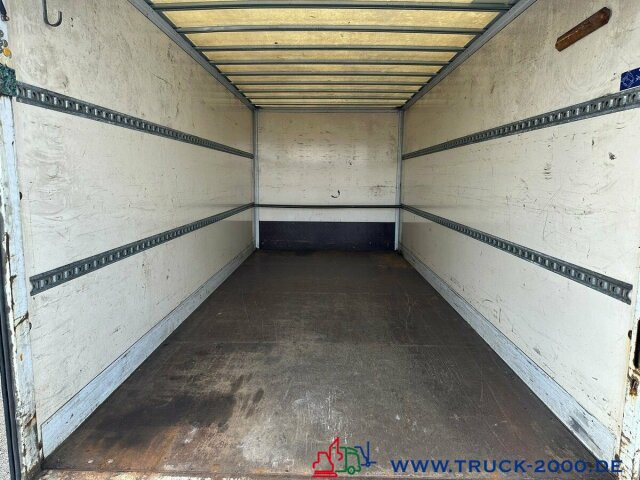 Mercedes-Benz 816 Vario Koffer Ladebordwand BÄR 1.000Kg 3Sitze - Box van: picture 4 Mercedes-Benz 816 Vario Koffer Ladebordwand BÄR 1.000Kg 3Sitze - Box van: picture 4