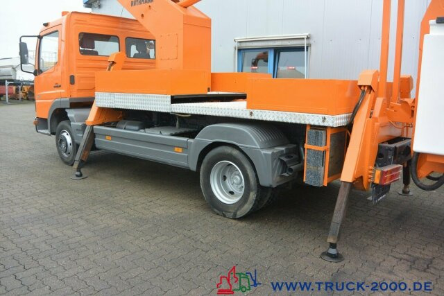 Mercedes-Benz Atego 815 Ruthmann T170 17m seitl. Auslage 12m - Truck mounted aerial platform: picture 5 Mercedes-Benz Atego 815 Ruthmann T170 17m seitl. Auslage 12m - Truck mounted aerial platform: picture 5