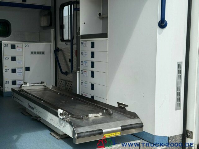 Mercedes-Benz Sprinter 516 Fahrtec RTW Luftfederung Retarder - Ambulance: picture 2 Mercedes-Benz Sprinter 516 Fahrtec RTW Luftfederung Retarder - Ambulance: picture 2