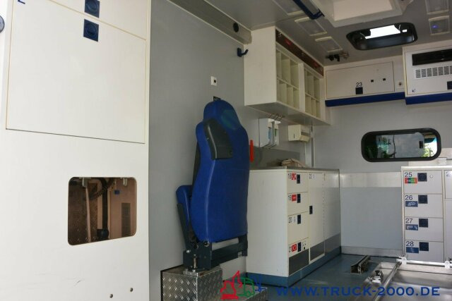 Mercedes-Benz Sprinter 516 Fahrtec RTW Retarder Air Suspension - Ambulance: picture 5 Mercedes-Benz Sprinter 516 Fahrtec RTW Retarder Air Suspension - Ambulance: picture 5