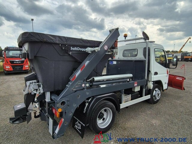 Skip loader truck Mitsubishi Canter Fuso 6S15 Winter Schneeschild Salzstreuer: picture 9