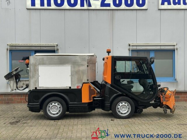 Nilfisk JungoJet3500 Winterdienst & Kehrmaschine - Road sweeper: picture 2 Nilfisk JungoJet3500 Winterdienst & Kehrmaschine - Road sweeper: picture 2