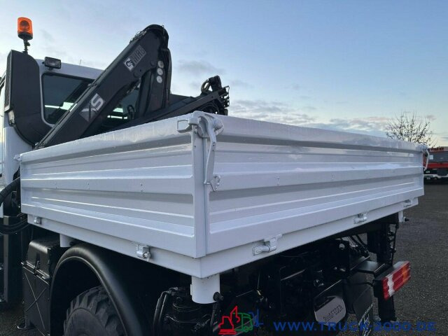 Unimog U 300 4x4 Hiab Kran Fernbedienung Nur 78.144 Km - Dropside/ Flatbed truck, Crane truck: picture 4 Unimog U 300 4x4 Hiab Kran Fernbedienung Nur 78.144 Km - Dropside/ Flatbed truck, Crane truck: picture 4