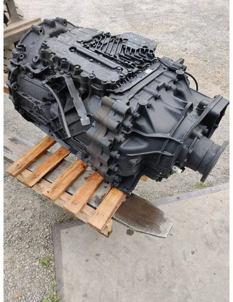 ZF Traxon 12TX2620TD - Gearbox: picture 2 ZF Traxon 12TX2620TD - Gearbox: picture 2