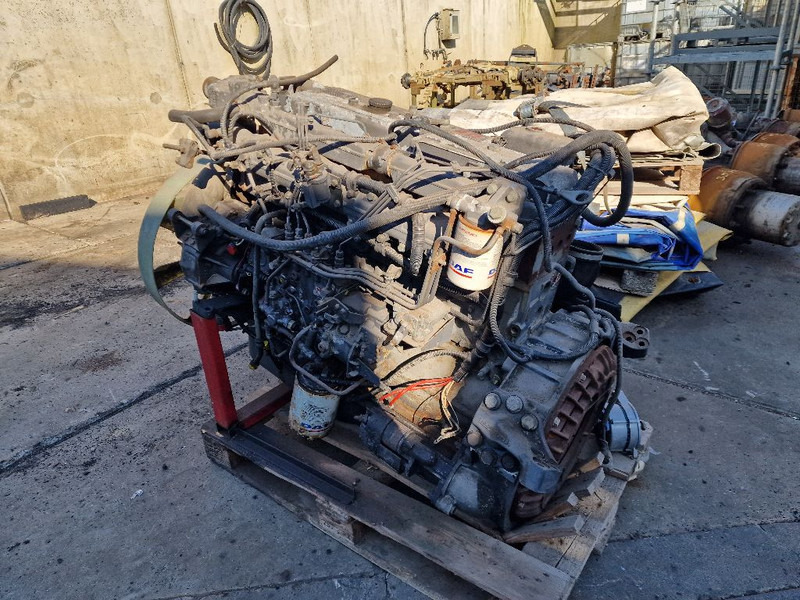 DAF 865 RS200L - Engine: picture 2 DAF 865 RS200L - Engine: picture 2