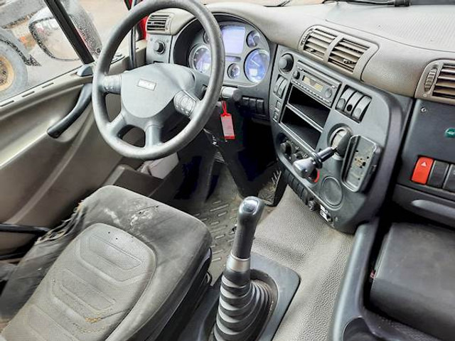 DAF CF75.360 MANUAL GEARBOX - Container transporter/ Swap body truck: picture 5 DAF CF75.360 MANUAL GEARBOX - Container transporter/ Swap body truck: picture 5