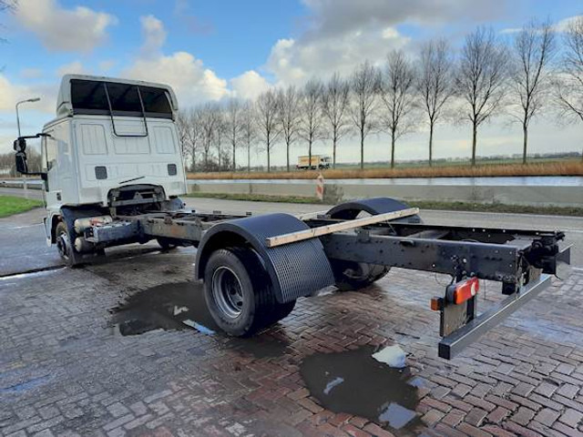 Iveco 120E22 - Cab chassis truck: picture 4 Iveco 120E22 - Cab chassis truck: picture 4