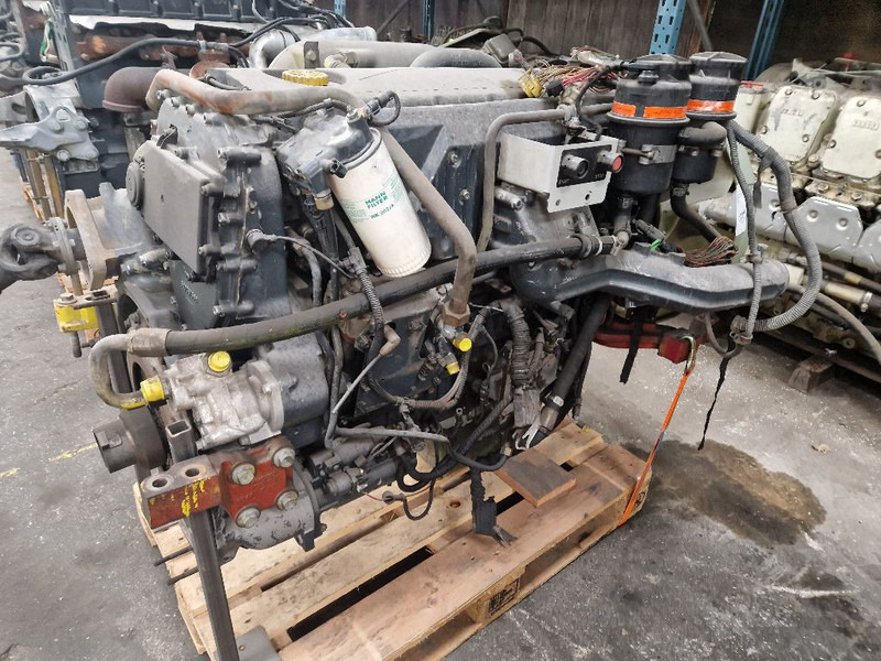 Iveco CURSOR 8 - Engine: picture 2 Iveco CURSOR 8 - Engine: picture 2
