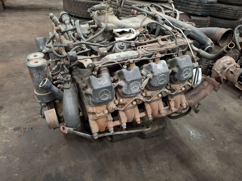 Mercedes-Benz OM442LA - Engine: picture 1 Mercedes-Benz OM442LA - Engine: picture 1