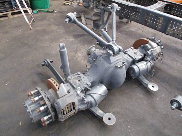 Mercedes-Benz R440-13,0/C22.5 - Rear axle: picture 4 Mercedes-Benz R440-13,0/C22.5 - Rear axle: picture 4
