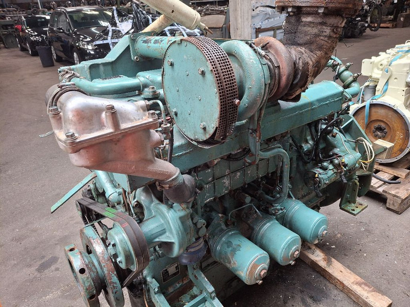 Mitsubishi S6B-MPTA - Engine: picture 2 Mitsubishi S6B-MPTA - Engine: picture 2