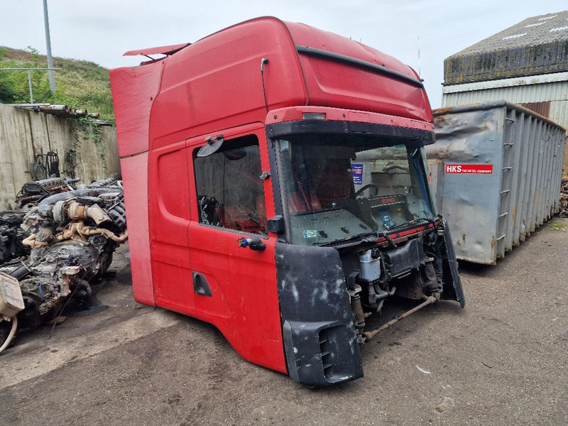 Scania R124 topline cabin - Cab and interior: picture 1 Scania R124 topline cabin - Cab and interior: picture 1