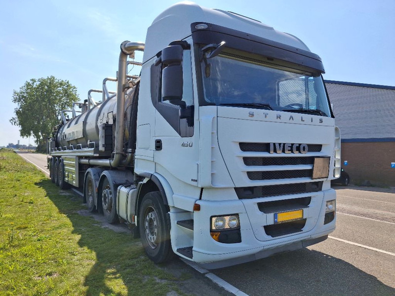 Iveco AS440S45TX/P - Tractor unit: picture 2 Iveco AS440S45TX/P - Tractor unit: picture 2