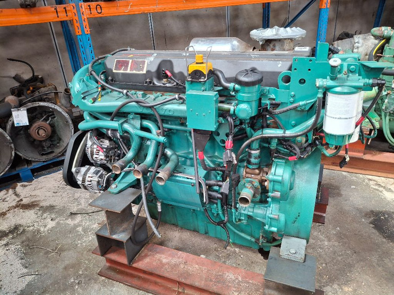Volvo PENTA D9A2J MH - Engine: picture 1 Volvo PENTA D9A2J MH - Engine: picture 1