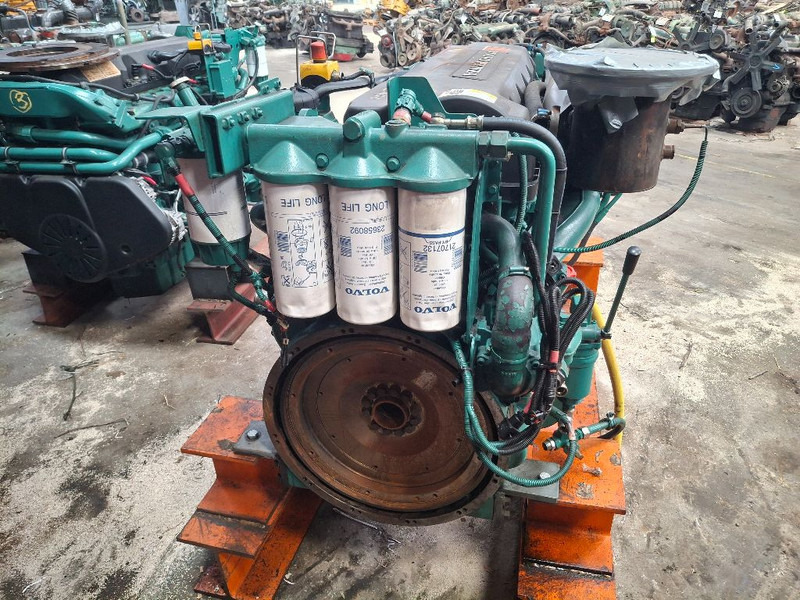 Volvo PENTA D9A2J MH - Engine: picture 2 Volvo PENTA D9A2J MH - Engine: picture 2