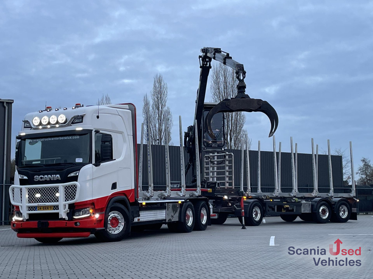 SCANIA R 650 B6x4NB RETARDER V8 WOOD KESLA 2112T CRANE - Timber truck, Crane truck: picture 1 SCANIA R 650 B6x4NB RETARDER V8 WOOD KESLA 2112T CRANE - Timber truck, Crane truck: picture 1