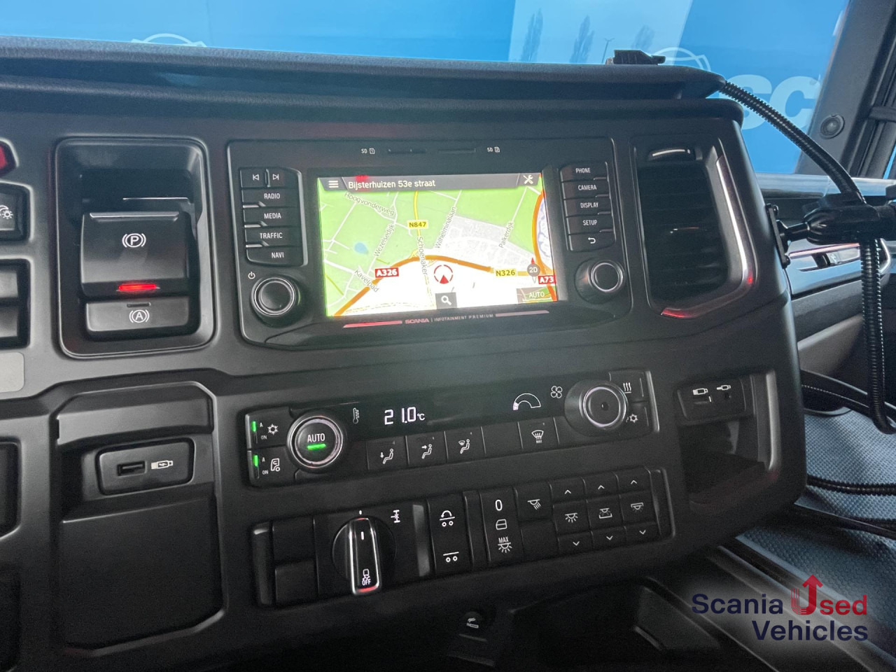 SCANIA R 650 B6x4NB RETARDER V8 WOOD KESLA 2112T CRANE - Timber truck, Crane truck: picture 2 SCANIA R 650 B6x4NB RETARDER V8 WOOD KESLA 2112T CRANE - Timber truck, Crane truck: picture 2