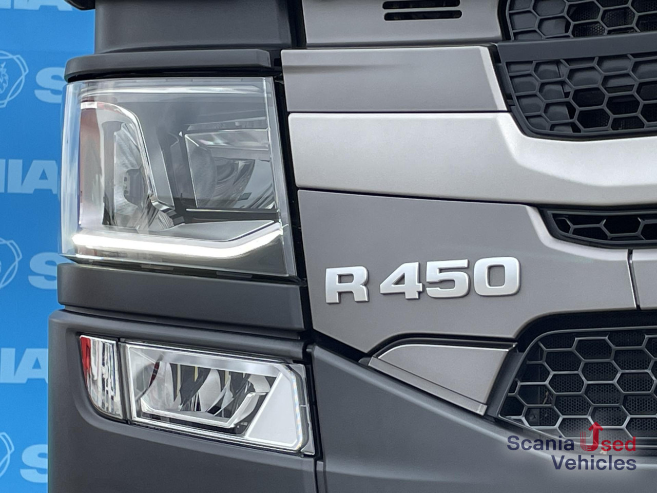 SCANIA R 450 A4x2NB RETARDER DIFF-L FULL AIR 8T ACC - Tractor unit: picture 2 SCANIA R 450 A4x2NB RETARDER DIFF-L FULL AIR 8T ACC - Tractor unit: picture 2