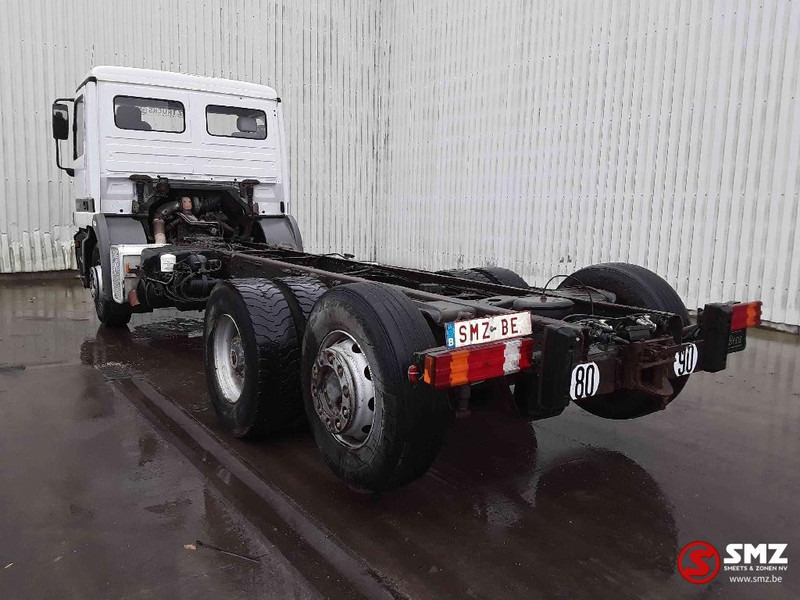 Cab chassis truck Mercedes-Benz Actros 2540 6x2 francais: picture 9