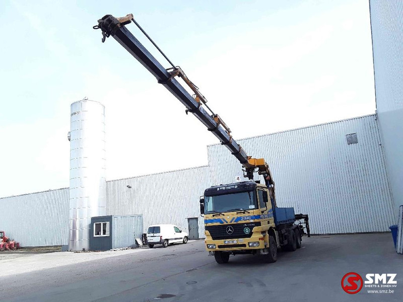 Mercedes-Benz Actros 3340 6x6 Effer 680 6s ext/remote 338'km - Dropside/ Flatbed truck, Crane truck: picture 3 Mercedes-Benz Actros 3340 6x6 Effer 680 6s ext/remote 338'km - Dropside/ Flatbed truck, Crane truck: picture 3