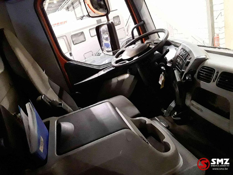 Dropside/ Flatbed truck Renault Kerax 430: picture 6