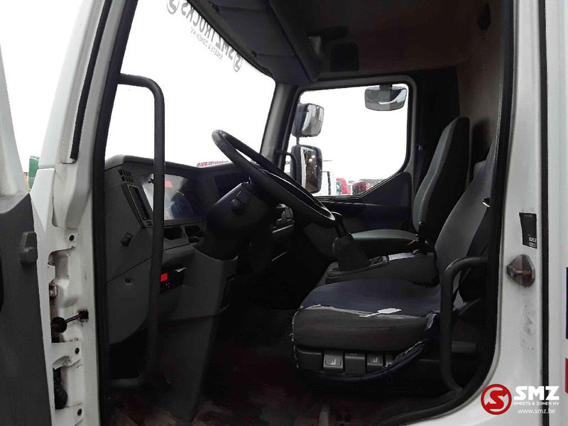 Box truck Renault Midlum 180: picture 7 Box truck Renault Midlum 180: picture 7