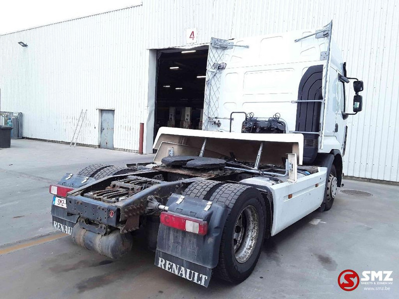 Tractor unit Renault Premium 450 manual: picture 11
