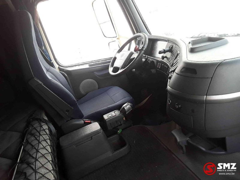 Interior photo 1: Tractor unit Volvo FH 12 420 Globe Xl 780'km
