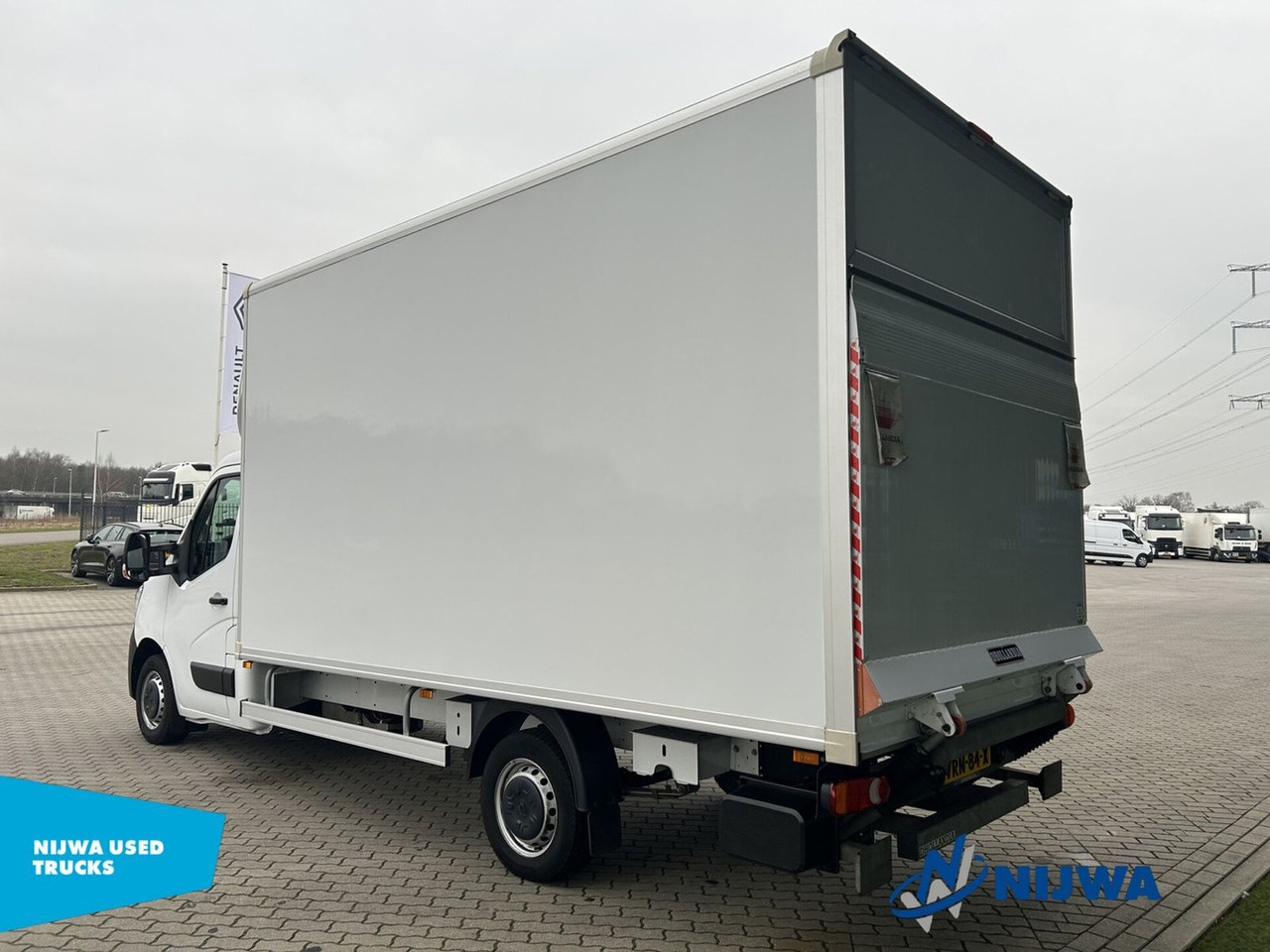 Renault Master T35 145 Laadklep 1000 kg + Zijdeur Kasten Renault Master T35 145 Laadklep 1000 kg + Zijdeur Kasten - Panel van: picture 4 Renault Master T35 145 Laadklep 1000 kg + Zijdeur Kasten Renault Master T35 145 Laadklep 1000 kg + Zijdeur Kasten - Panel van: picture 4