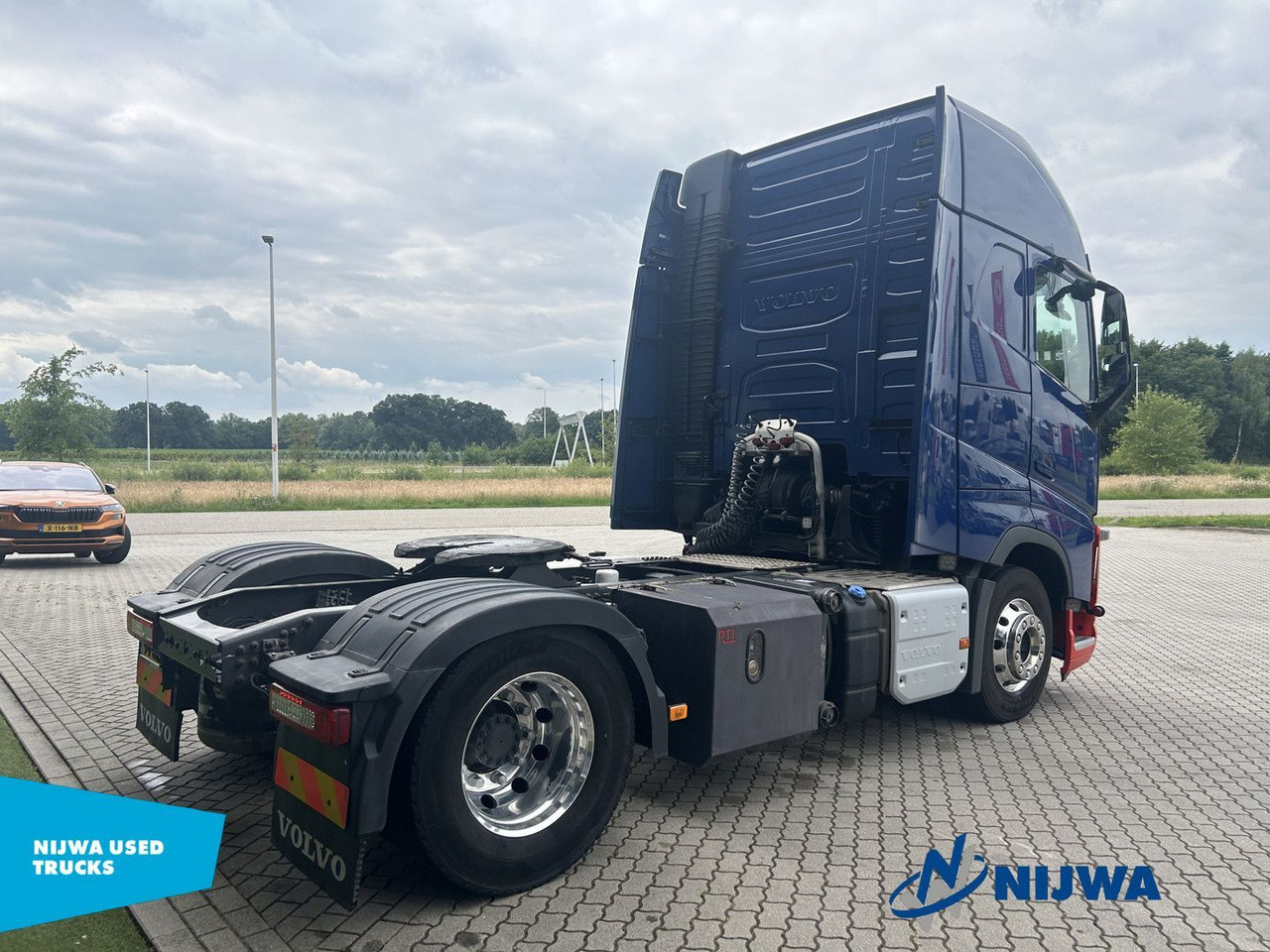 Volvo FH 460 4x2 I-Save + Compressor - Tractor unit: picture 3 Volvo FH 460 4x2 I-Save + Compressor - Tractor unit: picture 3