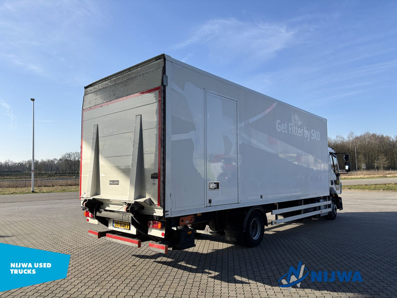 Volvo FL 210 4x2 Laadklep + Zijdeur - Box truck: picture 3 Volvo FL 210 4x2 Laadklep + Zijdeur - Box truck: picture 3
