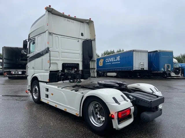 DAF XF 530 FT euro6 - Tractor unit: picture 3 DAF XF 530 FT euro6 - Tractor unit: picture 3