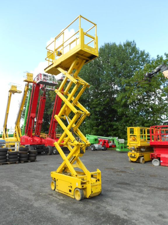 Genie GS 1930, Scherenarbeitsbühne Genie 8 m - Scissor lift: picture 4 Genie GS 1930, Scherenarbeitsbühne Genie 8 m - Scissor lift: picture 4