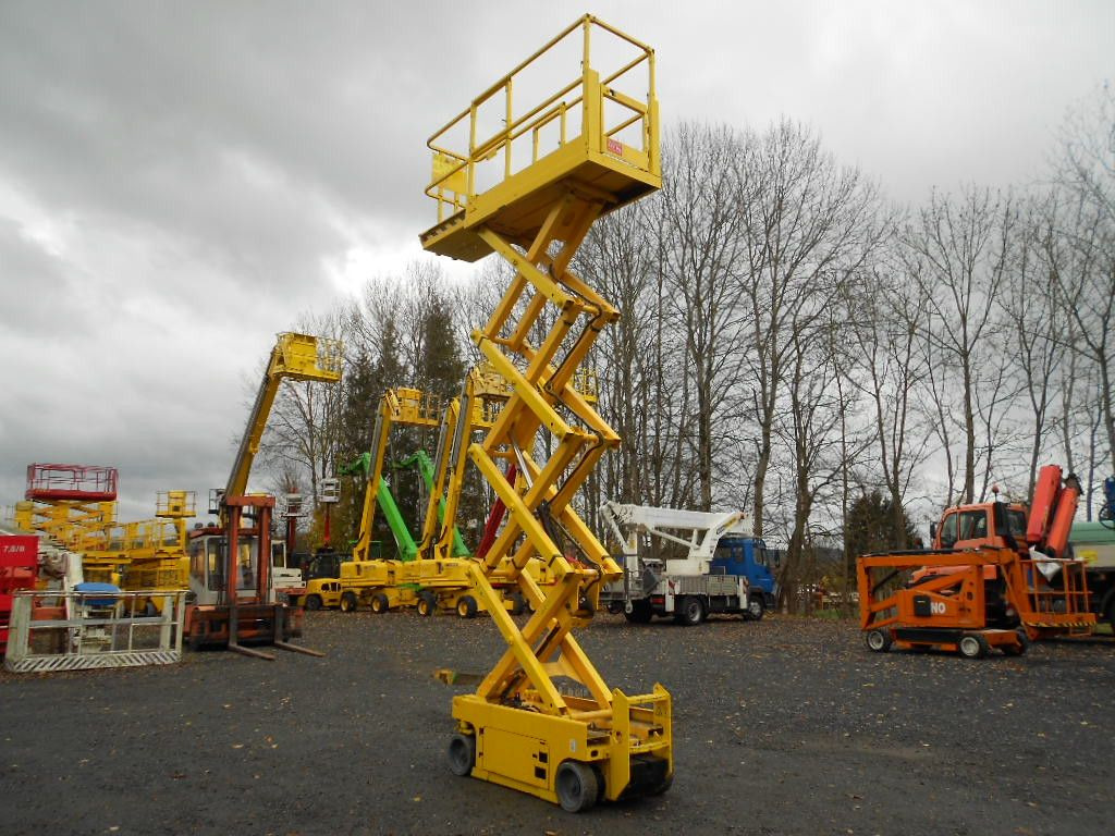 Genie GS 1932, Scherenarbeitsbühne Genie 8 m - Truck mounted aerial platform: picture 4 Genie GS 1932, Scherenarbeitsbühne Genie 8 m - Truck mounted aerial platform: picture 4