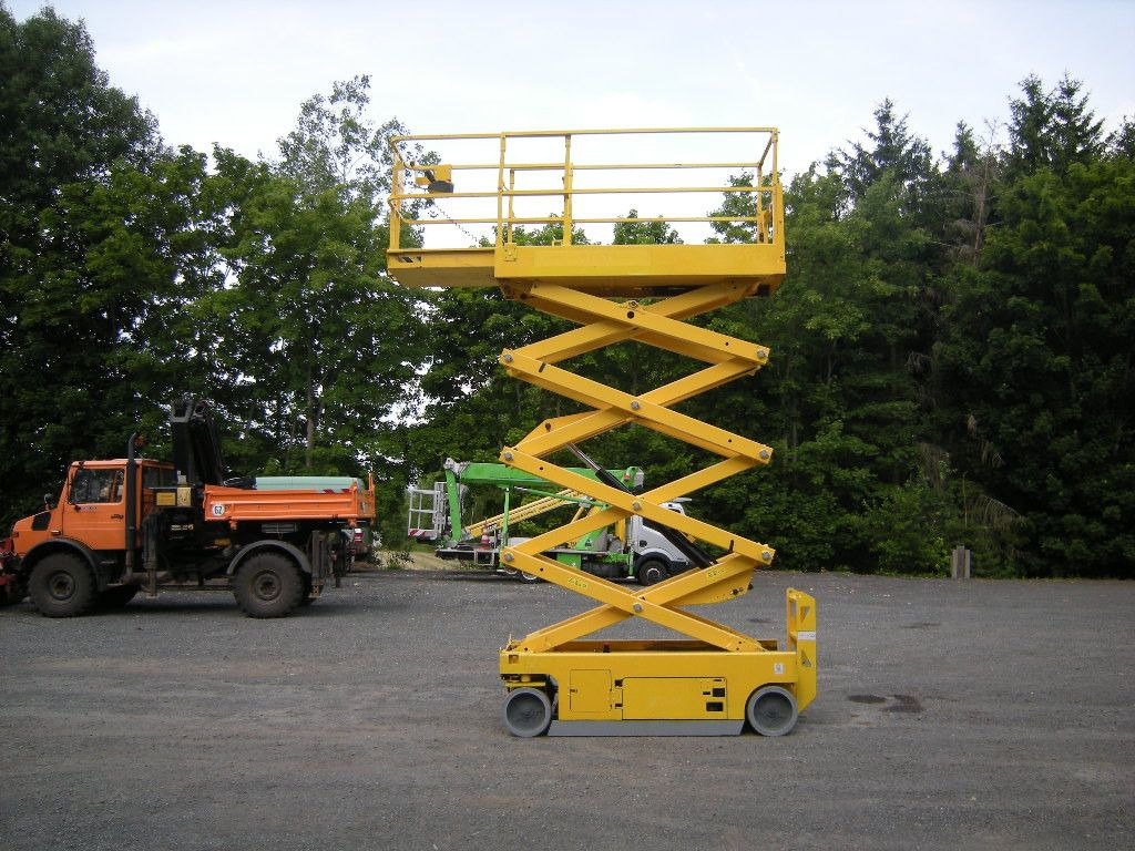 Genie GS 2632, Scherenarbeitsbühne Genie 10 m - Truck mounted aerial platform: picture 5 Genie GS 2632, Scherenarbeitsbühne Genie 10 m - Truck mounted aerial platform: picture 5