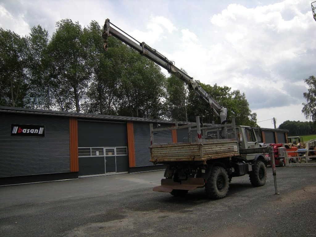 Mercedes-Benz Unimog U1250 mit Kran MKG 105 - Tipper van: picture 2 Mercedes-Benz Unimog U1250 mit Kran MKG 105 - Tipper van: picture 2