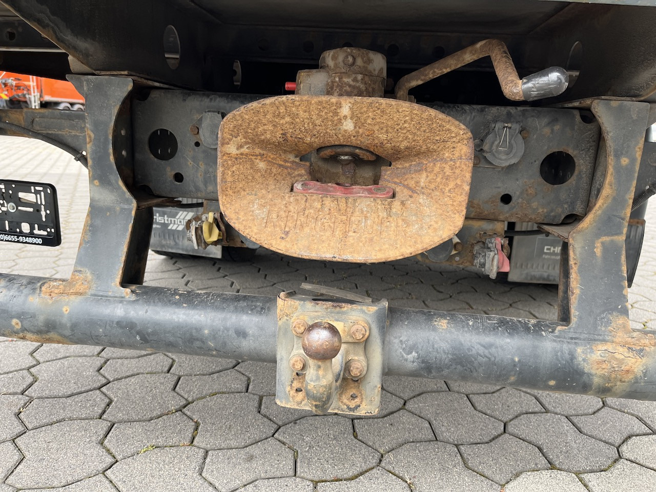 MAN TGL 8.220 4x2 Pritsche AHK - Flatbed van: picture 5 MAN TGL 8.220 4x2 Pritsche AHK - Flatbed van: picture 5