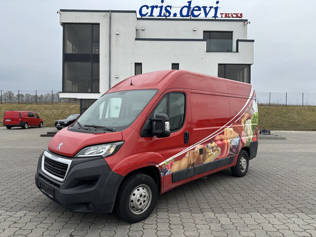 Peugeot Boxer Verkaufsfahrzeug Foodtruck - Vending truck: picture 1 Peugeot Boxer Verkaufsfahrzeug Foodtruck - Vending truck: picture 1