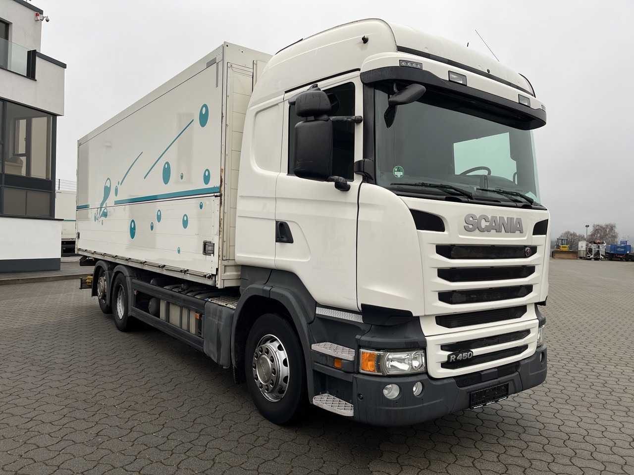Scania R 450 6x2 Geränke Lenkachse Retarder - Beverage truck: picture 2 Scania R 450 6x2 Geränke Lenkachse Retarder - Beverage truck: picture 2