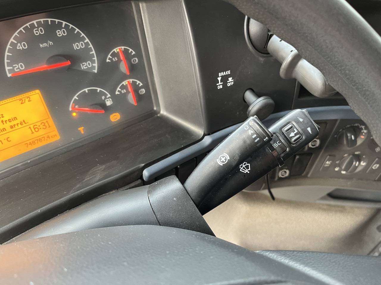 Volvo FH 520 6x2  Palfinger PK 12502 | AHK - Crane truck, Dropside/ Flatbed truck: picture 3 Volvo FH 520 6x2  Palfinger PK 12502 | AHK - Crane truck, Dropside/ Flatbed truck: picture 3