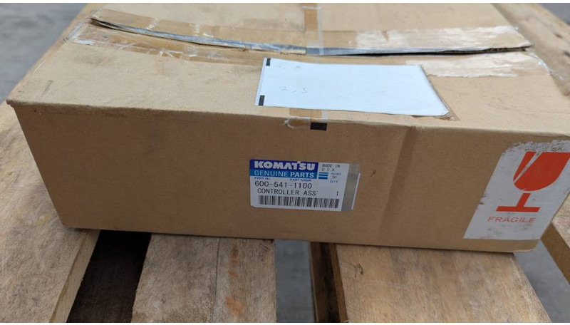 Komatsu PC490LC-11 CONTROLLER ASSY 600-541-1100 - Electrical system for Construction machinery: picture 2 Komatsu PC490LC-11 CONTROLLER ASSY 600-541-1100 - Electrical system for Construction machinery: picture 2