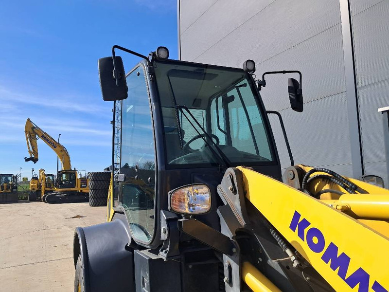Komatsu WA100M-8 - Wheel loader: picture 3 Komatsu WA100M-8 - Wheel loader: picture 3