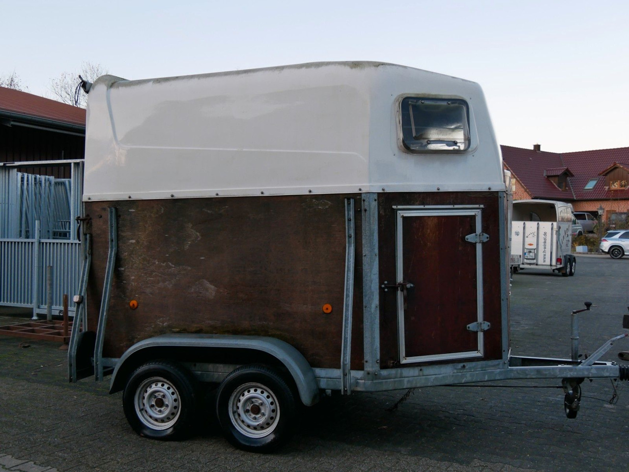Holz Poly 2 Pferde - Livestock trailer: picture 1 Holz Poly 2 Pferde - Livestock trailer: picture 1