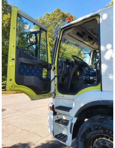 New Garbage truck Iveco 260S 42 WAAGE 5 m³ Zöller Medium XXL 24 Umleerer: picture 16