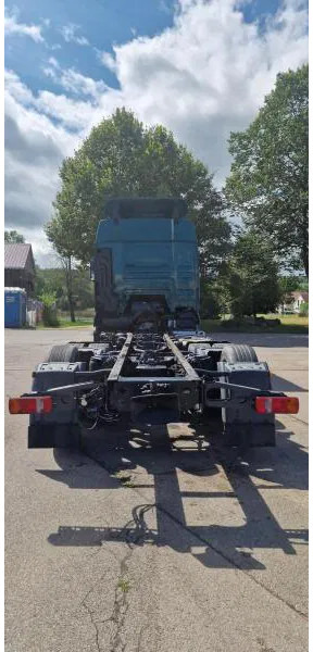 MAN TGX 26.440 FLL 6x2 Fahrgestell Intarder E6 - Cab chassis truck: picture 4 MAN TGX 26.440 FLL 6x2 Fahrgestell Intarder E6 - Cab chassis truck: picture 4
